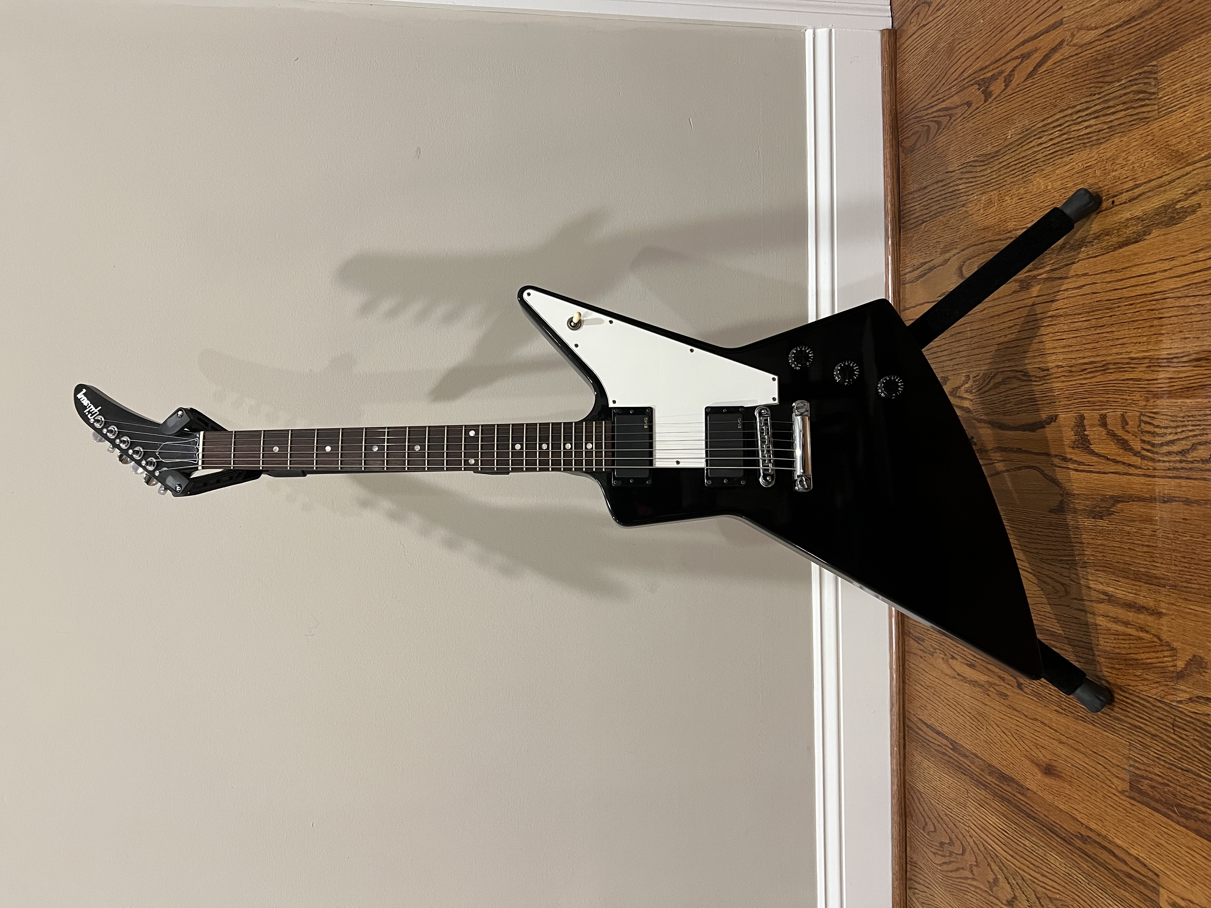 Gibson Explorer